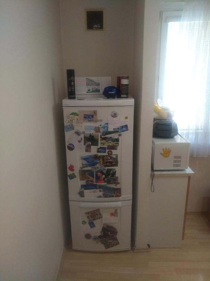 Byt 2+1 S Balkonem Vsetin Bagian luar foto
